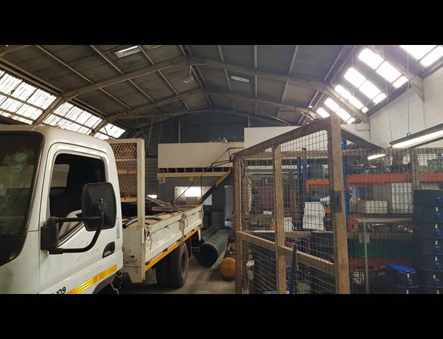 834M² FACTORY FOR SALE IN BRACKENFELL INDUSTRIAL